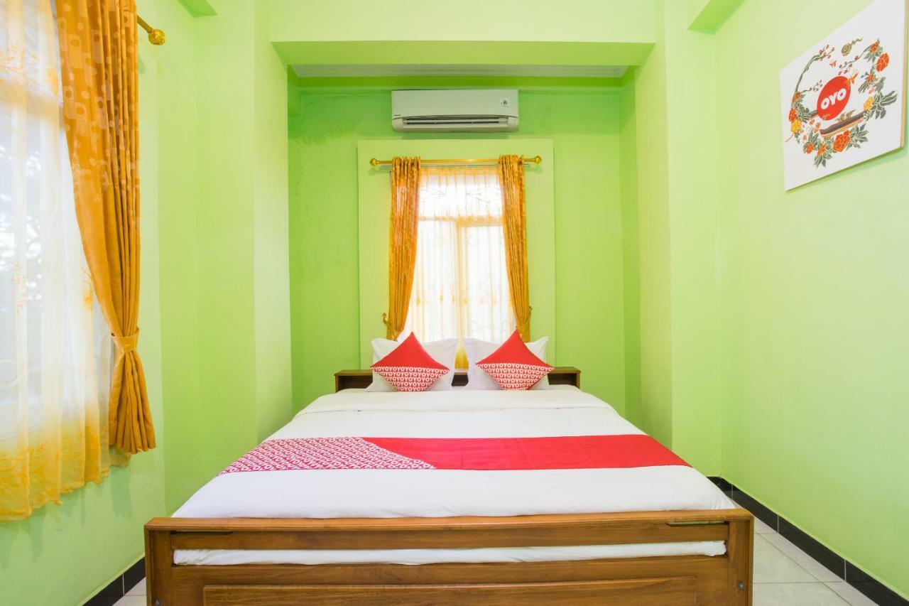 Oyo 1419 Rhona Guest House Syariah Yogyakarta Exterior foto